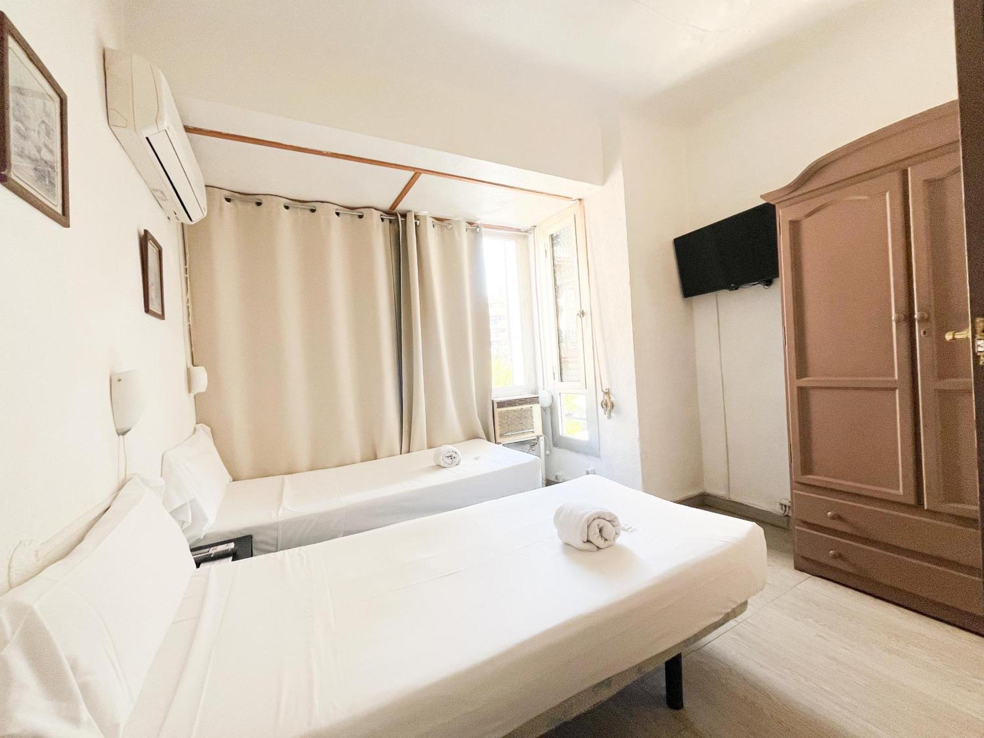 Latic Rooms Alicante Eksteriør billede